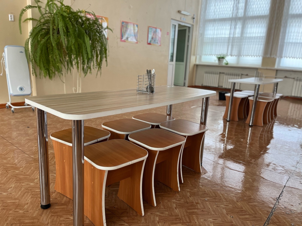 Столовая.